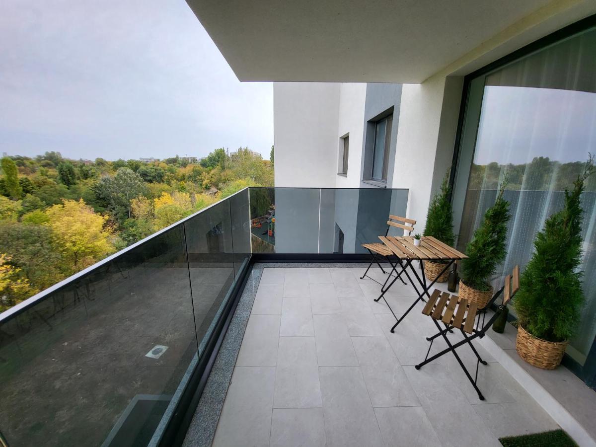 Green Tam - Nature Heaven - Private Parking Bucureşti Exterior foto