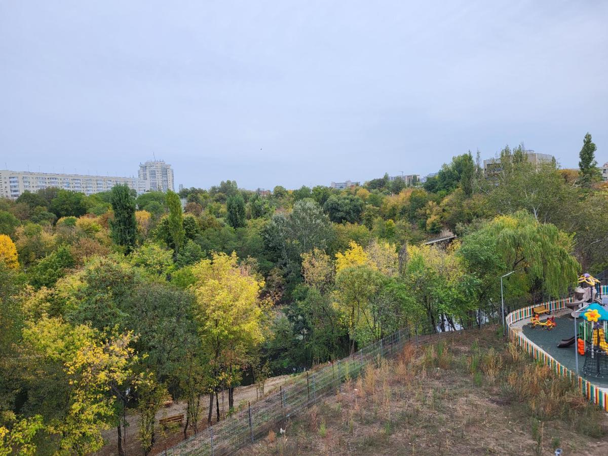 Green Tam - Nature Heaven - Private Parking Bucureşti Exterior foto
